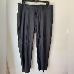 Men’s Van Heusen Studio Dark Charcoal Grey Dress Pants 36 x 30 NWT